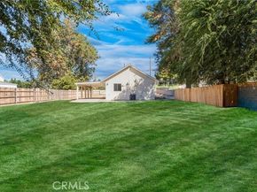 10824 Foothill Boulevard, Sylmar (los Angeles) CA 91342