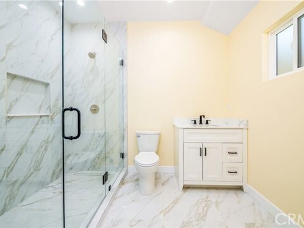 10824 Foothill Boulevard, Sylmar (los Angeles) CA 91342