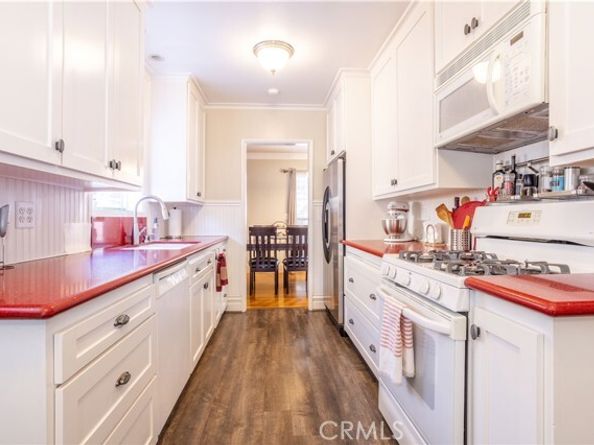 19803 Covello Street, Winnetka (los Angeles) CA 91306