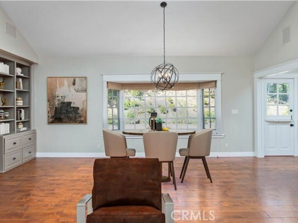 22757 Plummer Street, Chatsworth (los Angeles) CA 91311