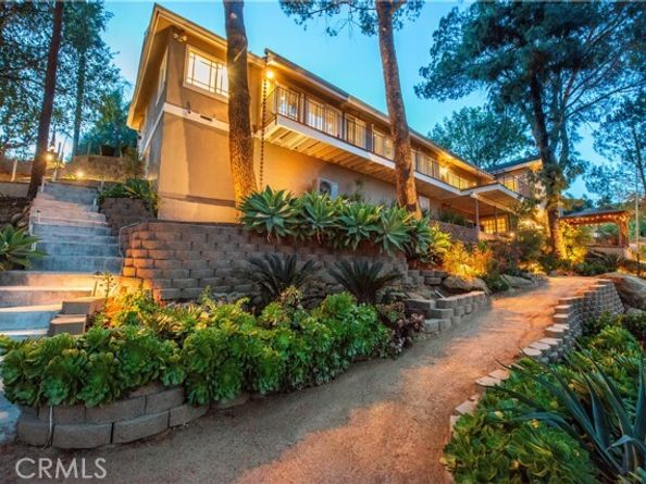 22757 Plummer Street, Chatsworth (los Angeles) CA 91311