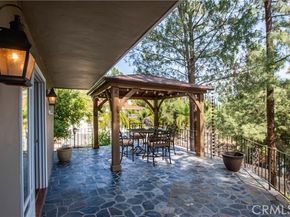 22757 Plummer Street, Chatsworth (los Angeles) CA 91311