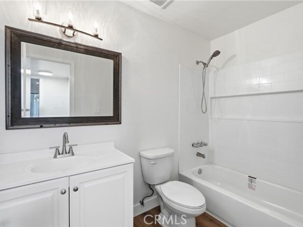 15511 Sherman Way 19, Van Nuys (los Angeles) CA 91406