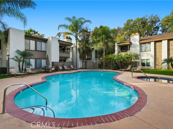 15511 Sherman Way 19, Van Nuys (los Angeles) CA 91406