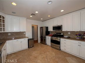 7001 Jellico Avenue, Los Angeles CA 91406