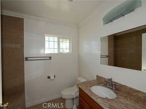 7001 Jellico Avenue, Los Angeles CA 91406