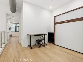 133 The Promenade 118, Long Beach CA 90802