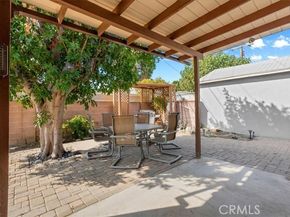 8131 Garden Grove, Reseda (los Angeles) CA 91335