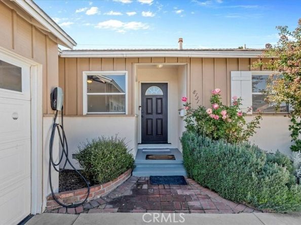 8131 Garden Grove, Reseda (los Angeles) CA 91335