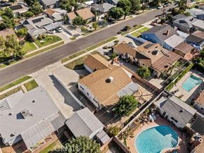 8131 Garden Grove, Reseda (los Angeles) CA 91335