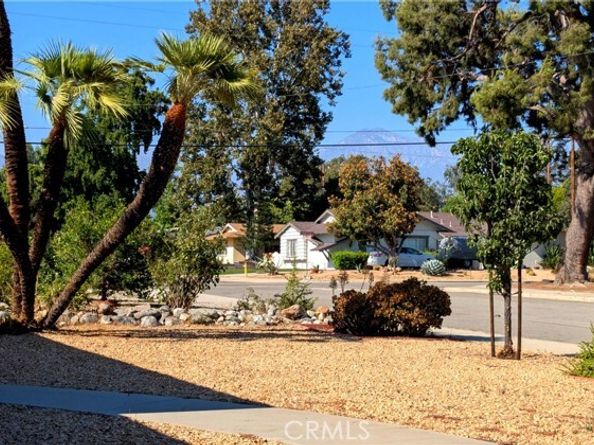 509 Cedar Crest Avenue, Claremont CA 91711