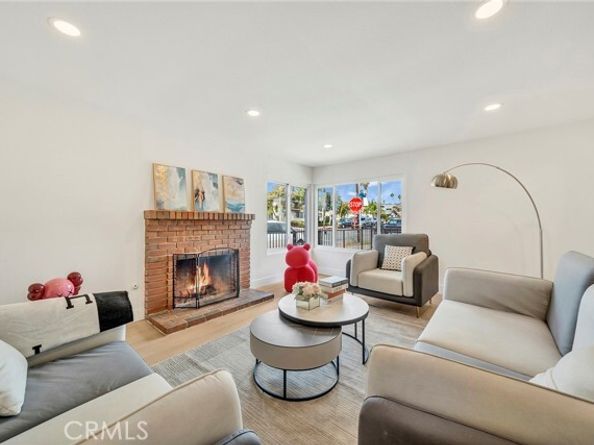 595 W 13th Street, San Pedro (los Angeles) CA 90731