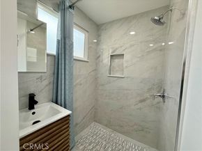 6161 Orange Avenue, Long Beach CA 90805
