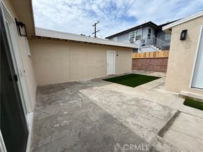 6161 Orange Avenue, Long Beach CA 90805