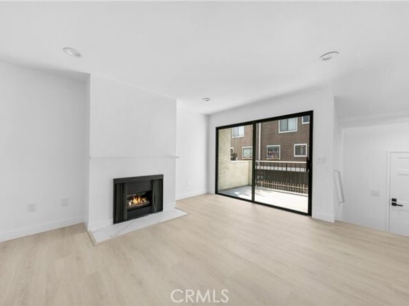 9140 Burnet Avenue 10, North Hills (los Angeles) CA 91343