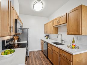 91 Marina Lakes Dr, Richmond CA 94804
