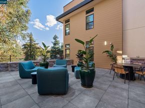 210 Lafayette Circle 101, Lafayette CA 94549