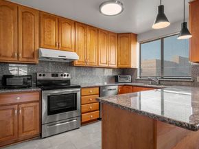 1050 Kains Ave. B1(3), Albany CA 94706