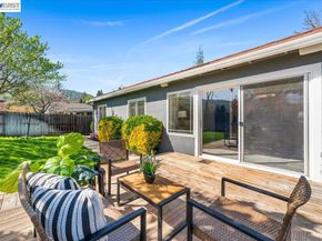 3647 Ashwood Dr, Pleasanton CA 94588