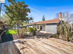 3647 Ashwood Dr, Pleasanton CA 94588