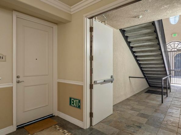 3290 Maguire Way 101, Dublin CA 94568