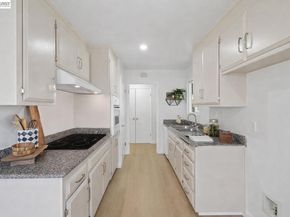 36276 Sandalwood St, Newark CA 94560