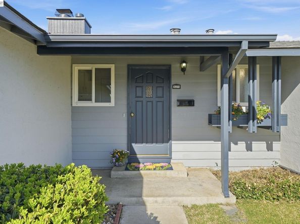 36276 Sandalwood St, Newark CA 94560