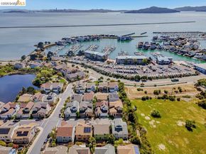 104 Seacliff Court, Richmond CA 94801