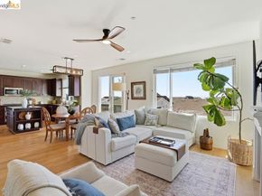 104 Seacliff Court, Richmond CA 94801