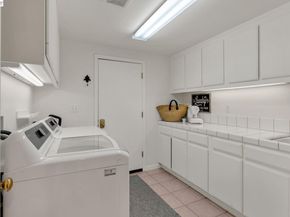 690 Glasgow Cir, Danville CA 94526