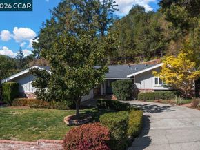 7 Whitehall Dr, Orinda CA 94563
