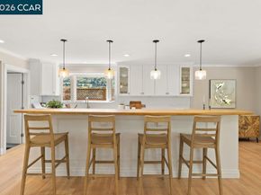 7 Whitehall Dr, Orinda CA 94563