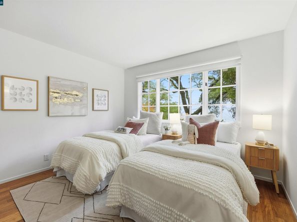 129 Spring Rd, Orinda CA 94563