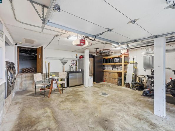 129 Spring Rd, Orinda CA 94563