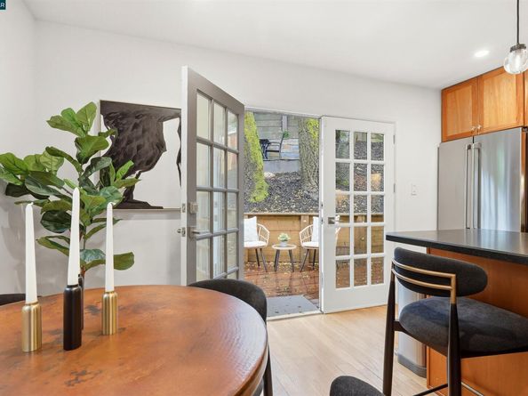 129 Spring Rd, Orinda CA 94563