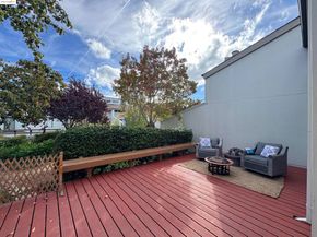 3365 Los Prados St, San Mateo CA 94403