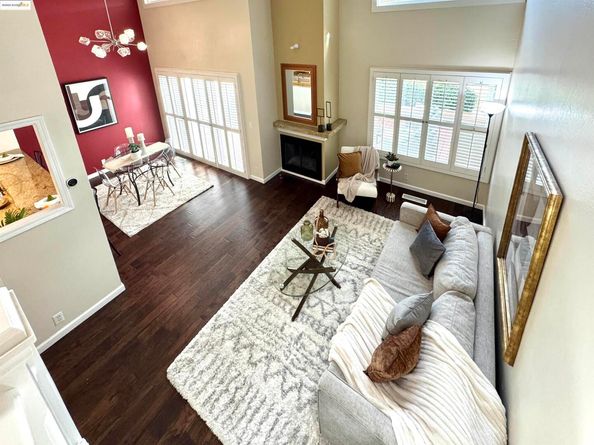 3365 Los Prados St, San Mateo CA 94403