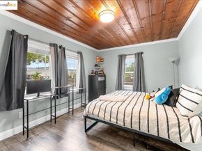 2016 104th AVE, Oakland CA 94603