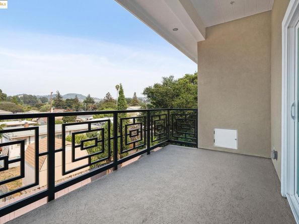 4511 Elmwood Rd, El Sobrante CA 94803