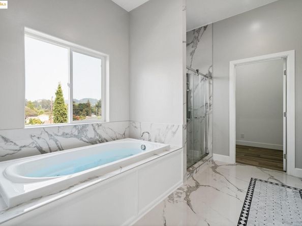 4511 Elmwood Rd, El Sobrante CA 94803