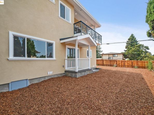 4511 Elmwood Rd, El Sobrante CA 94803