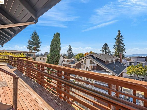 2907 Channing Way, Berkeley CA 94704