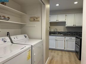 402 Olympus 7, Hercules CA 94547