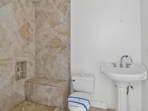 2250 83Rd Ave, Oakland CA 94605