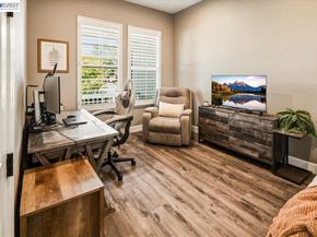 1161 Lexington Way, Livermore CA 94550