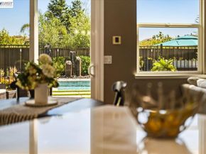 1161 Lexington Way, Livermore CA 94550