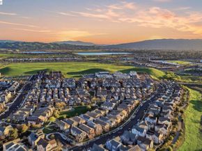 4243 Sunset View Dr, Dublin CA 94568