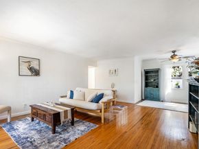 8041 greenly dr, Oakland CA 94605