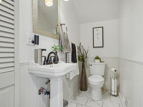 1433 Myrtle St, Oakland CA 94607