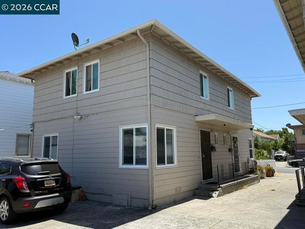2227 Warner Ave, Oakland CA 94603